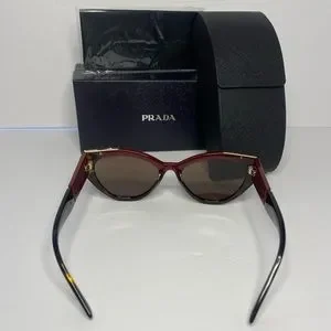 Prada | Accessories | New Prada Spr 3w Cateye Sunglasses  display picture 1